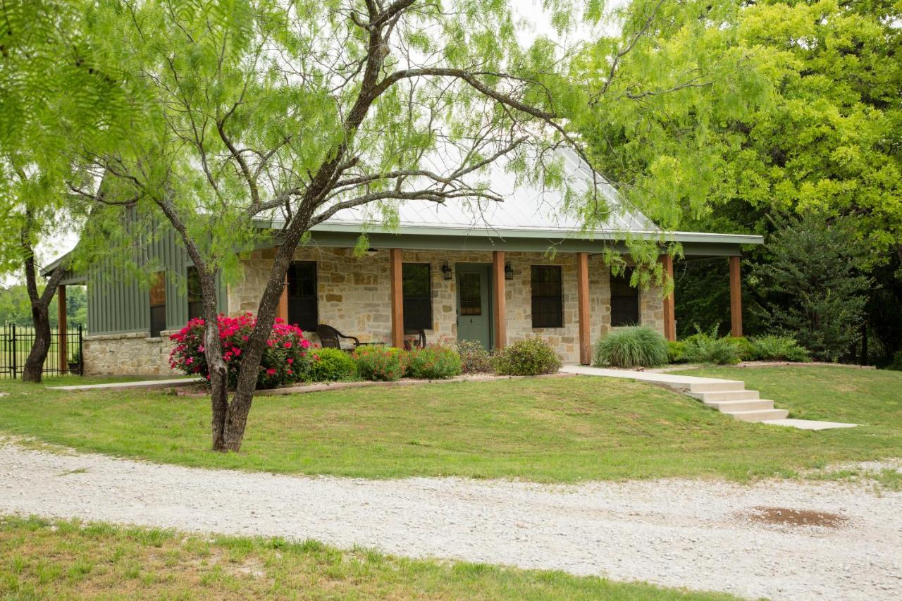 Nrs Event Center & Guest Ranch Hotel Decatur Ngoại thất bức ảnh