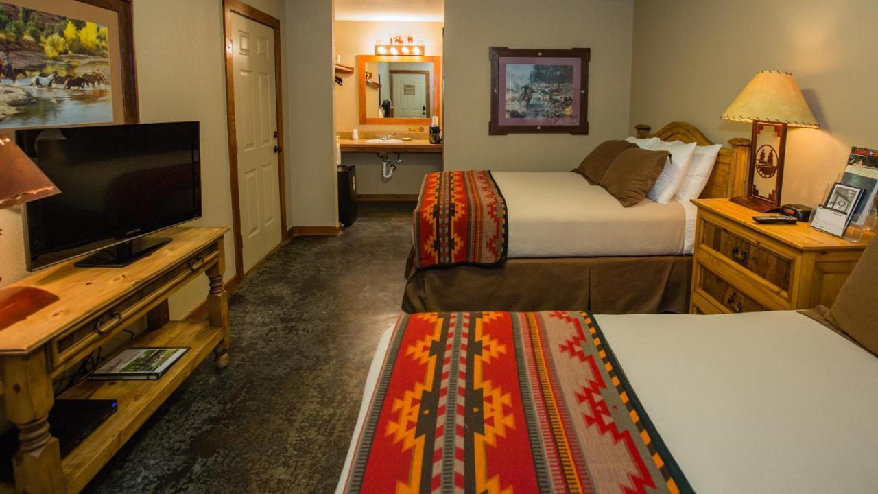 Nrs Event Center & Guest Ranch Hotel Decatur Ngoại thất bức ảnh