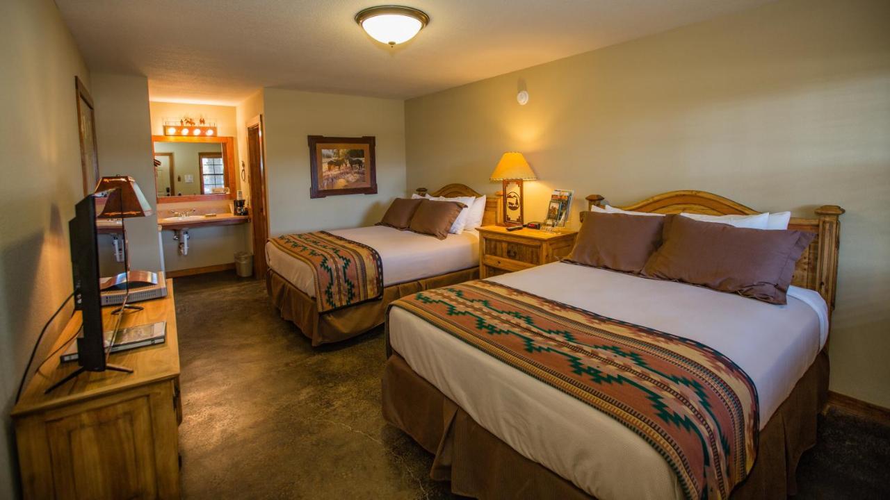 Nrs Event Center & Guest Ranch Hotel Decatur Ngoại thất bức ảnh