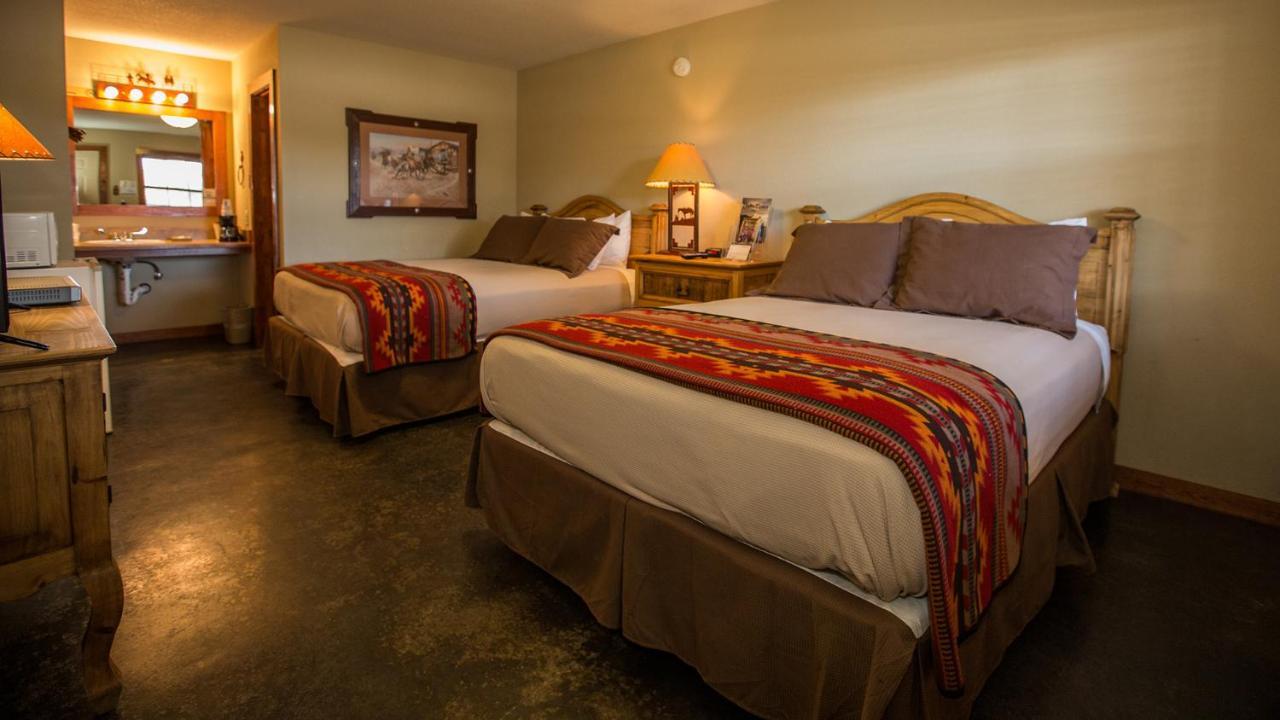 Nrs Event Center & Guest Ranch Hotel Decatur Ngoại thất bức ảnh
